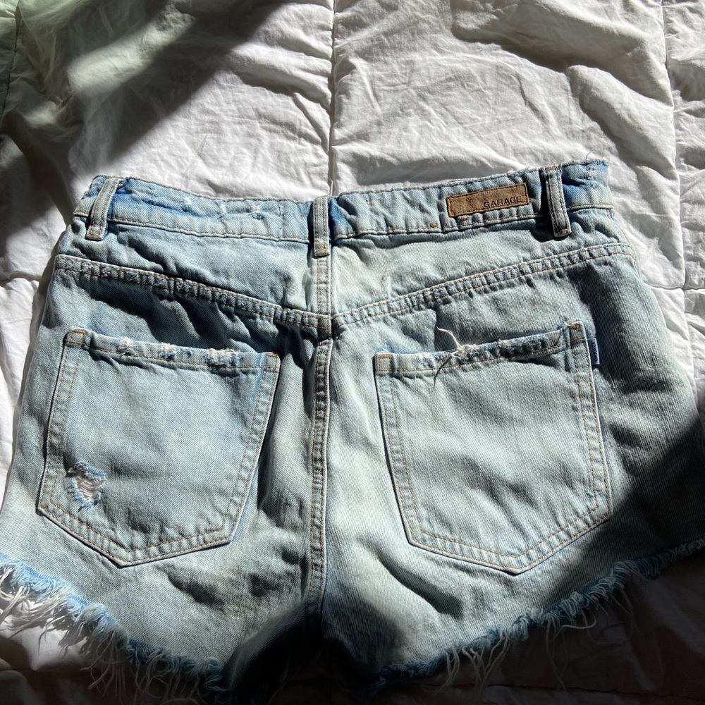 Jeans Shorts - Picture 2 of 3